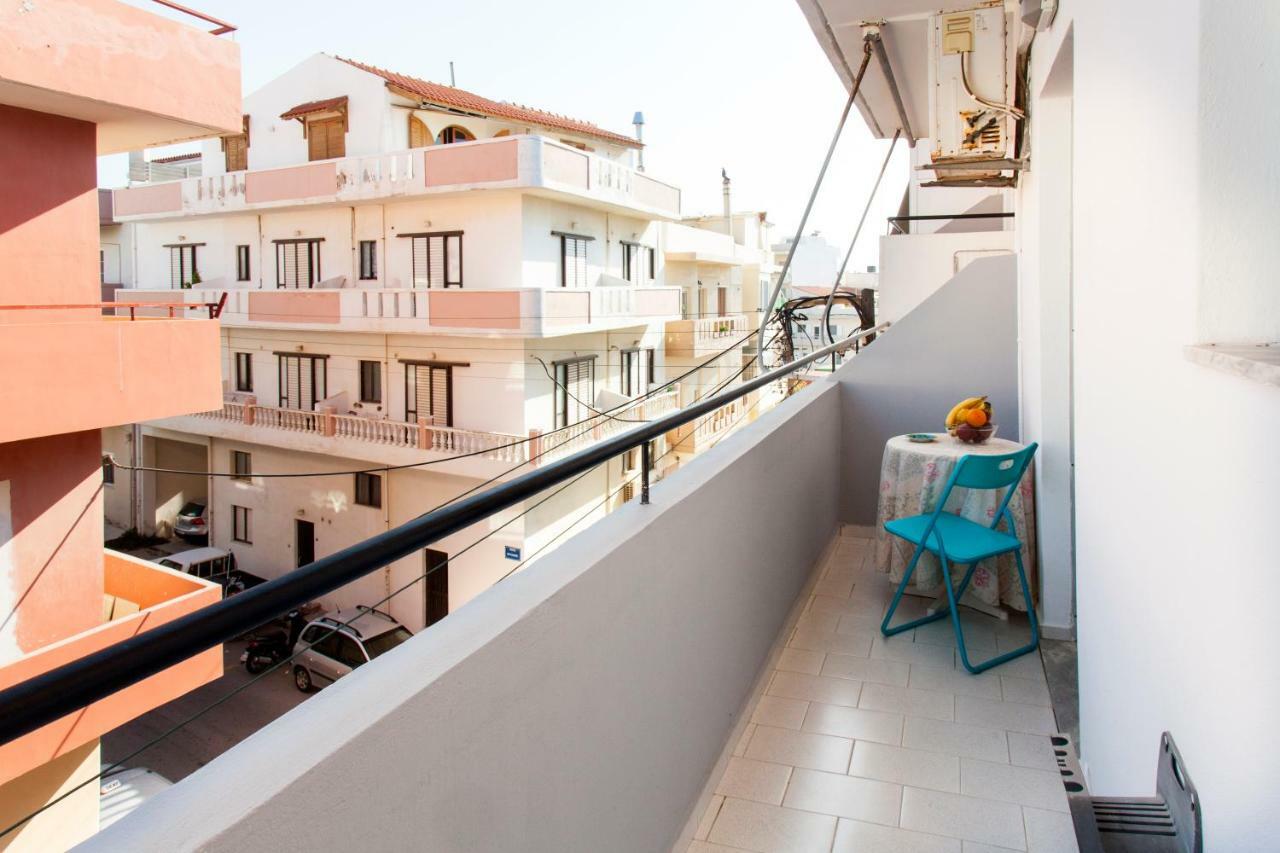3Rd Floor Apartment Next To The Beachfront 이라클리온 외부 사진